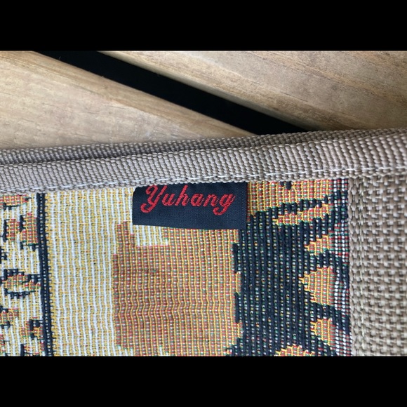 Yuhang Collapsible Safari Bag w/ Wheels - Picture 3 of 7